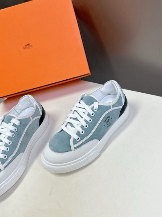 Кроссовки фото 4