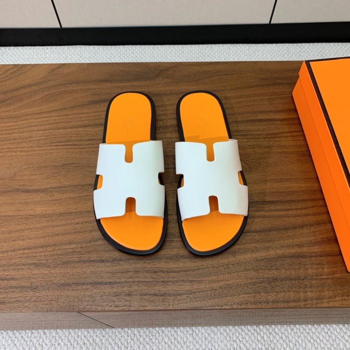 Шлепанцы женские