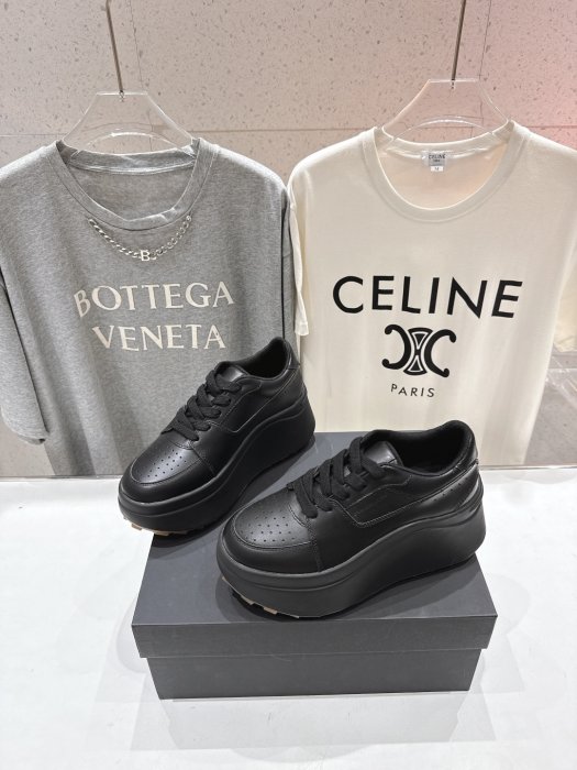 Кроссовки фото 9