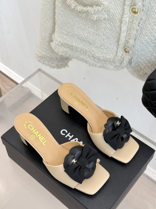 Босоножки фото 3