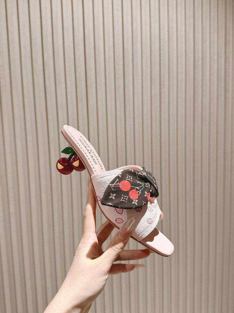 Босоножки фото 4