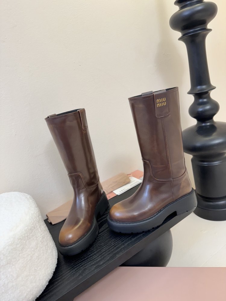 Boots women's фото 3