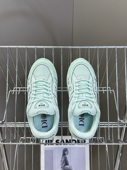 Кроссовки фото 6