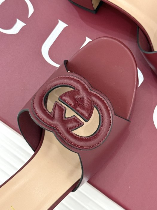 Босоножки фото 7