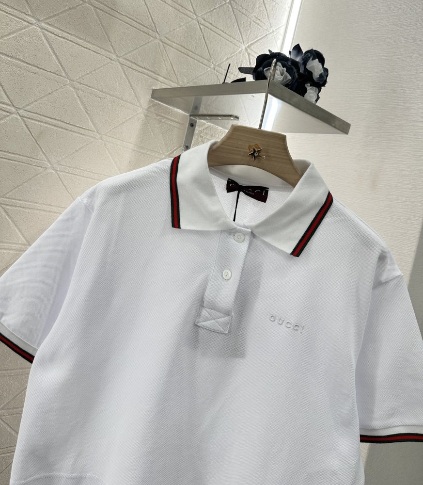 Футболка жіноча фото 7