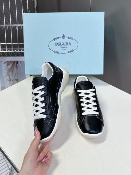 Кроссовки фото 4