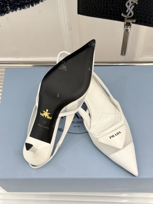 Босоніжки фото 9