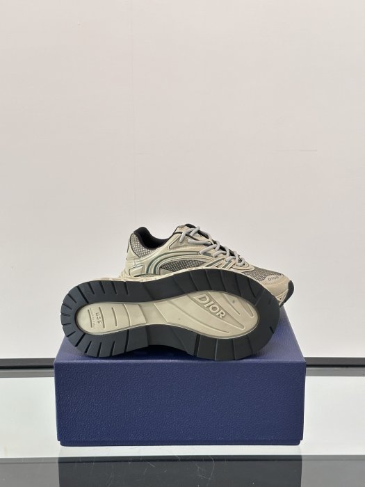 Sneakers men's фото 9