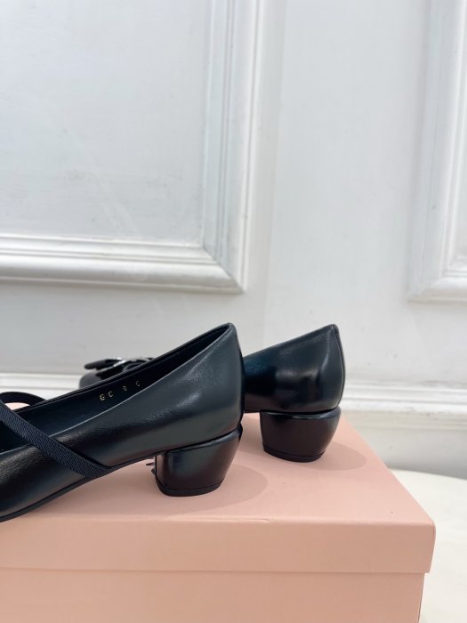 Туфлі жіночі фото 7