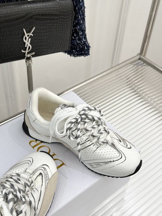 Кроссовки фото 5