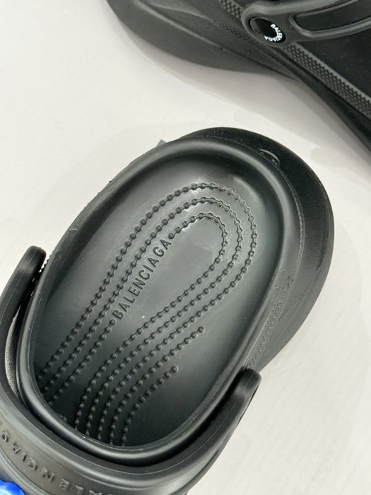 Кроксы Balenciaga X Crocs фото 8