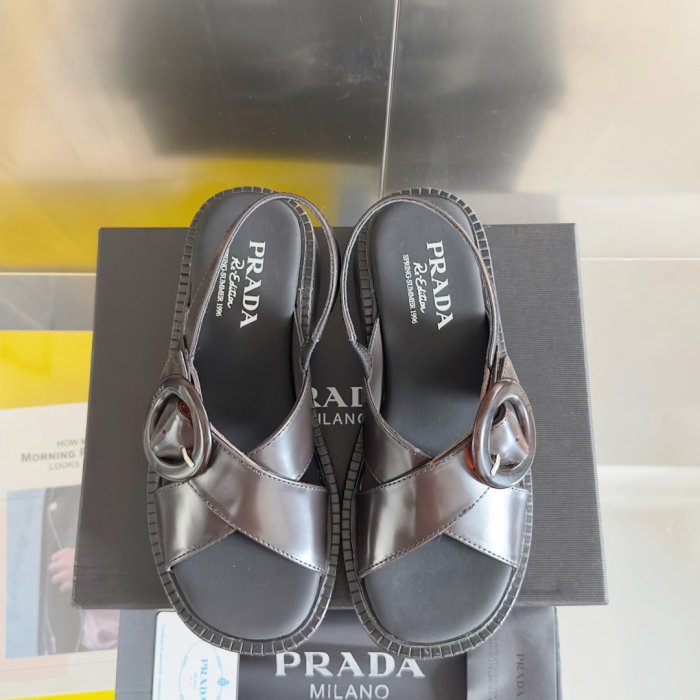 Сандалии женские фото 7