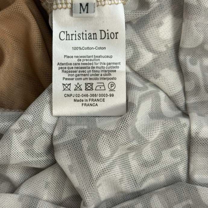 T-shirt women's фото 6