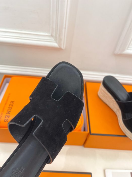 Босоножки фото 6