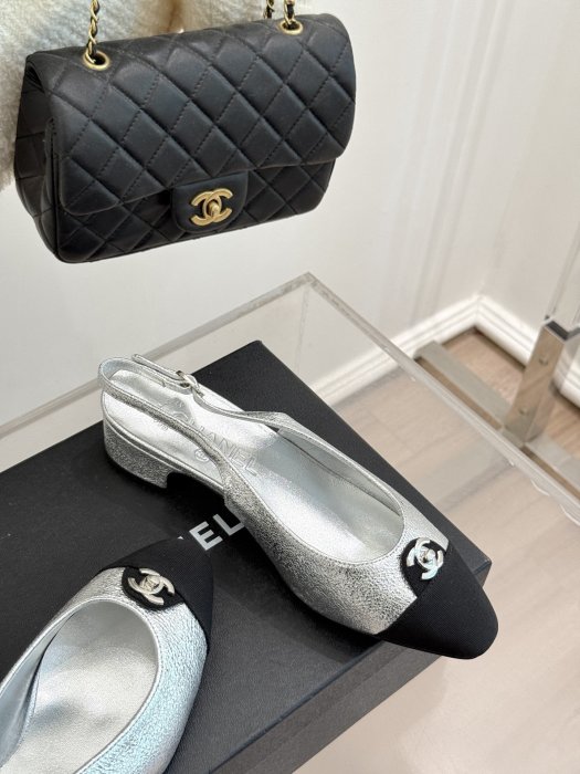 Босоножки фото 5