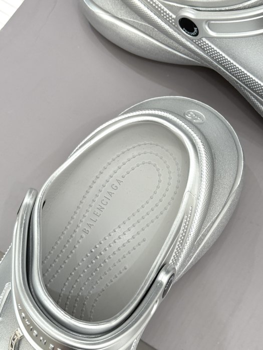 Кроксы Balenciaga X Crocs фото 8