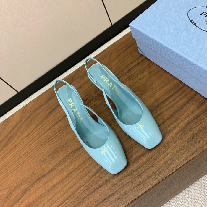 Босоножки фото 3