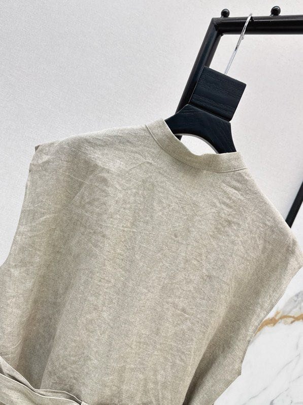 Коротка жіноча сорочка без рукавів фото 9