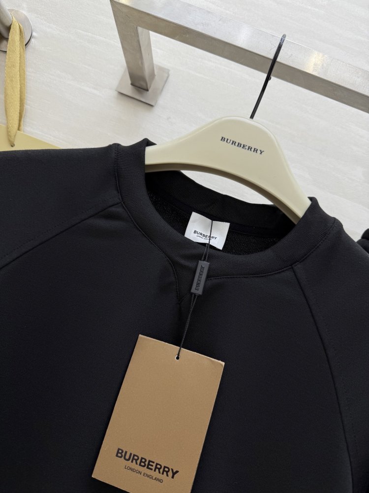 Костюм женский фото 4