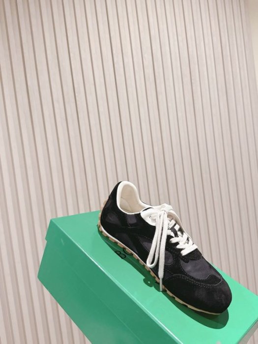 Кроссовки фото 9