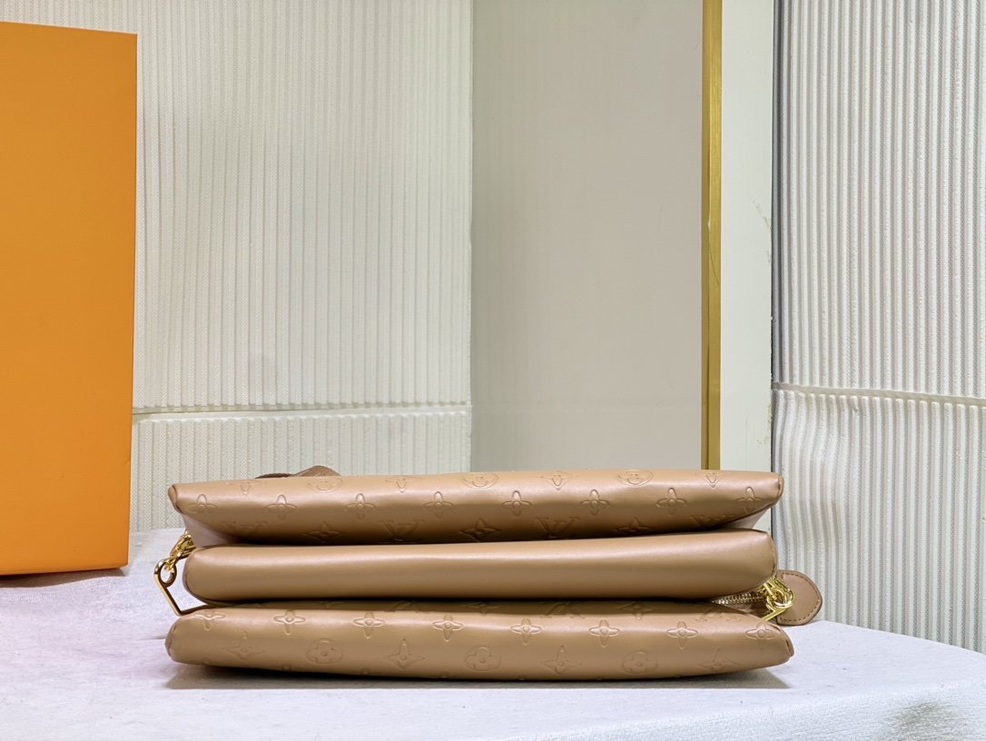 A bag Coussin 34 cm фото 7