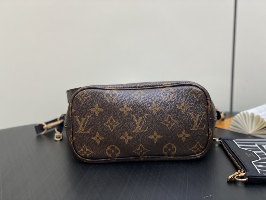 Сумка Neverfull Bandouliere Inside Out BB 24 см фото 5