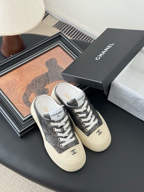 Кросівки мюли жіночі