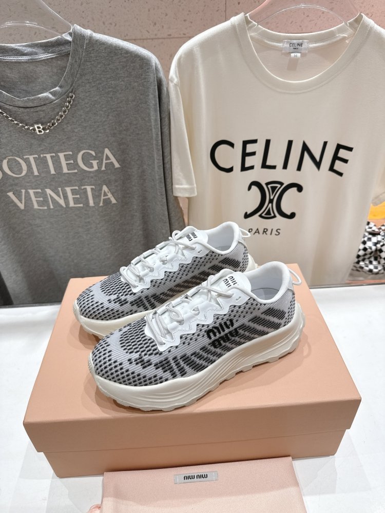 Sneakers women's фото 5