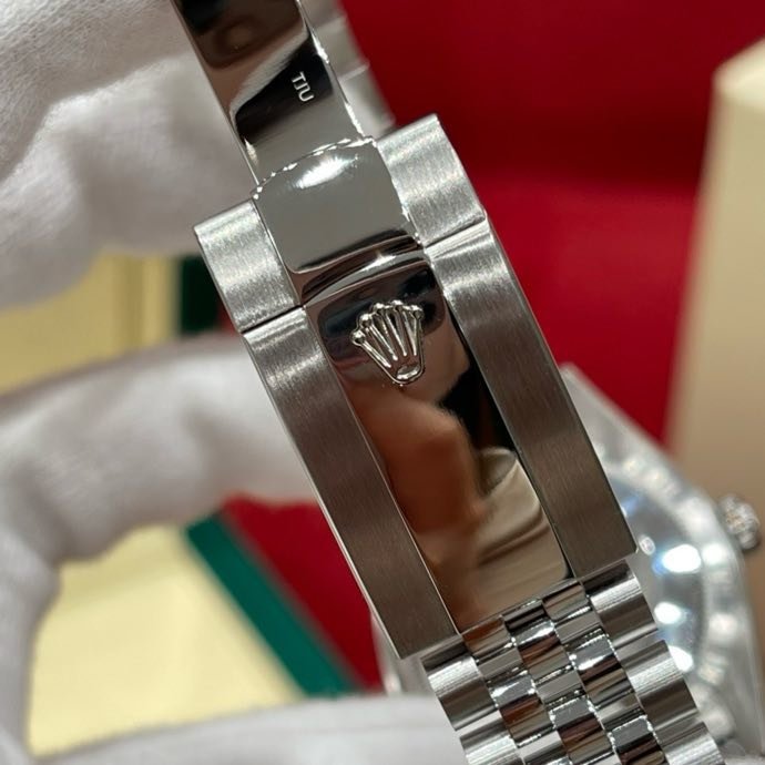 Часы наручные ROLEX DATEJUST 36 M126234-0037 фото 2