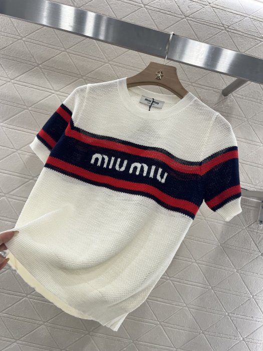 Футболка женская фото 5