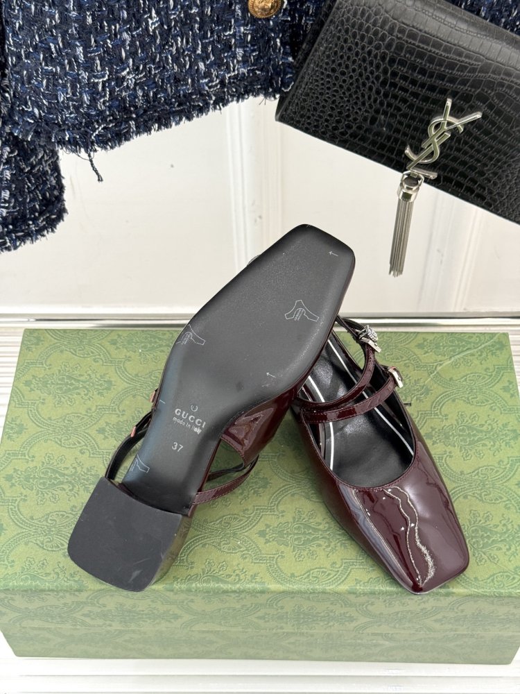 Босоножки фото 9