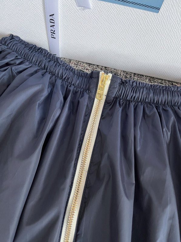 Skirt on lightning фото 8