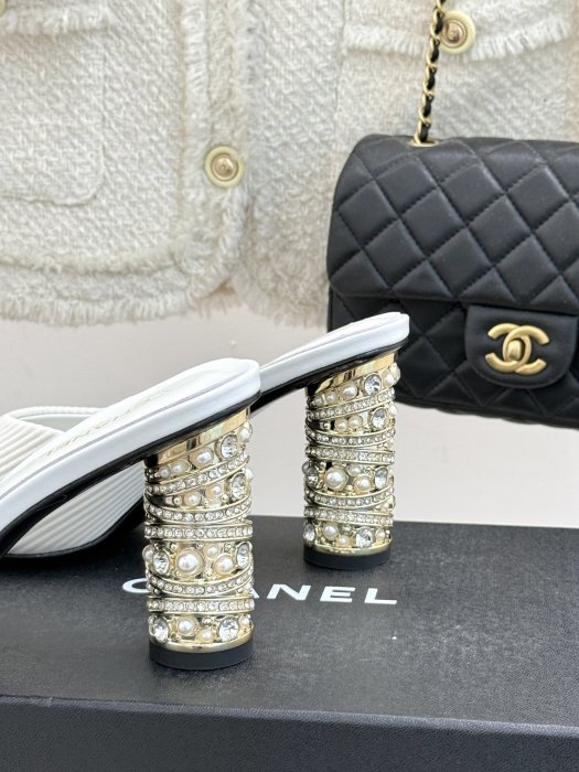 Босоножки фото 6