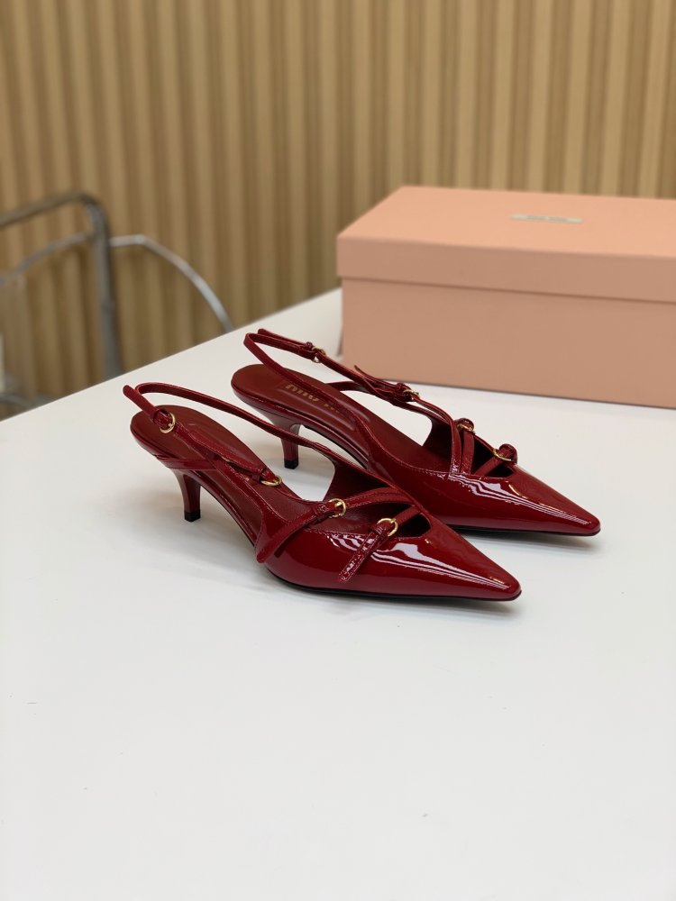 Босоножки фото 3