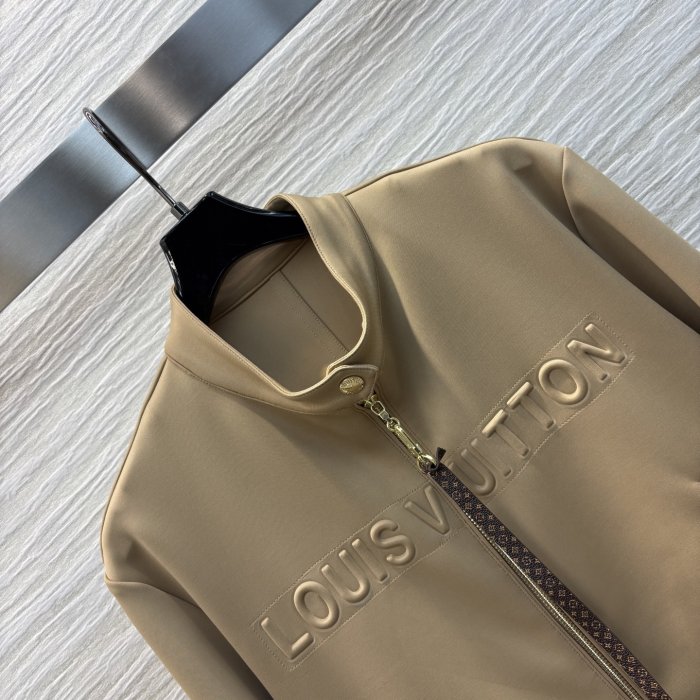 Куртка женская фото 5