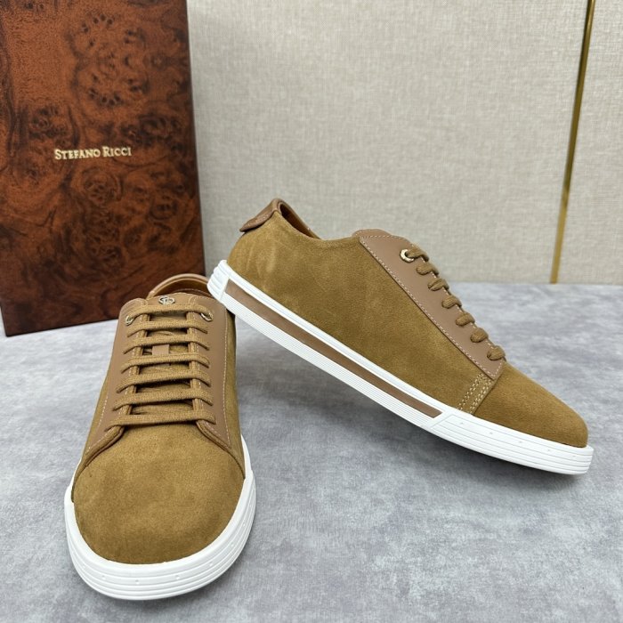 Кросівки фото 7