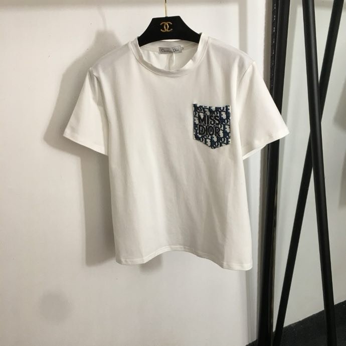 Костюм женский фото 2