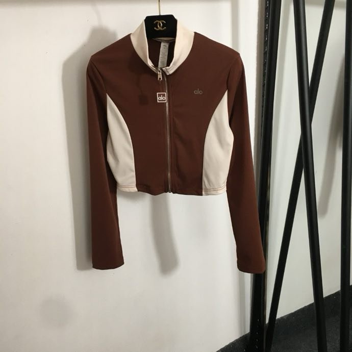 Костюм женский фото 9