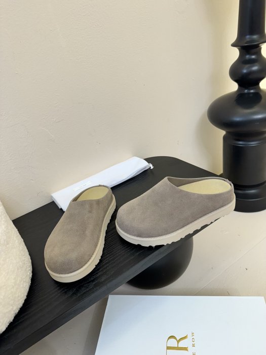 Шлепанцы женские фото 5