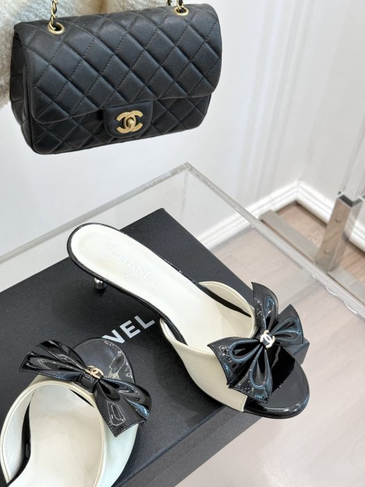 Босоножки фото 5