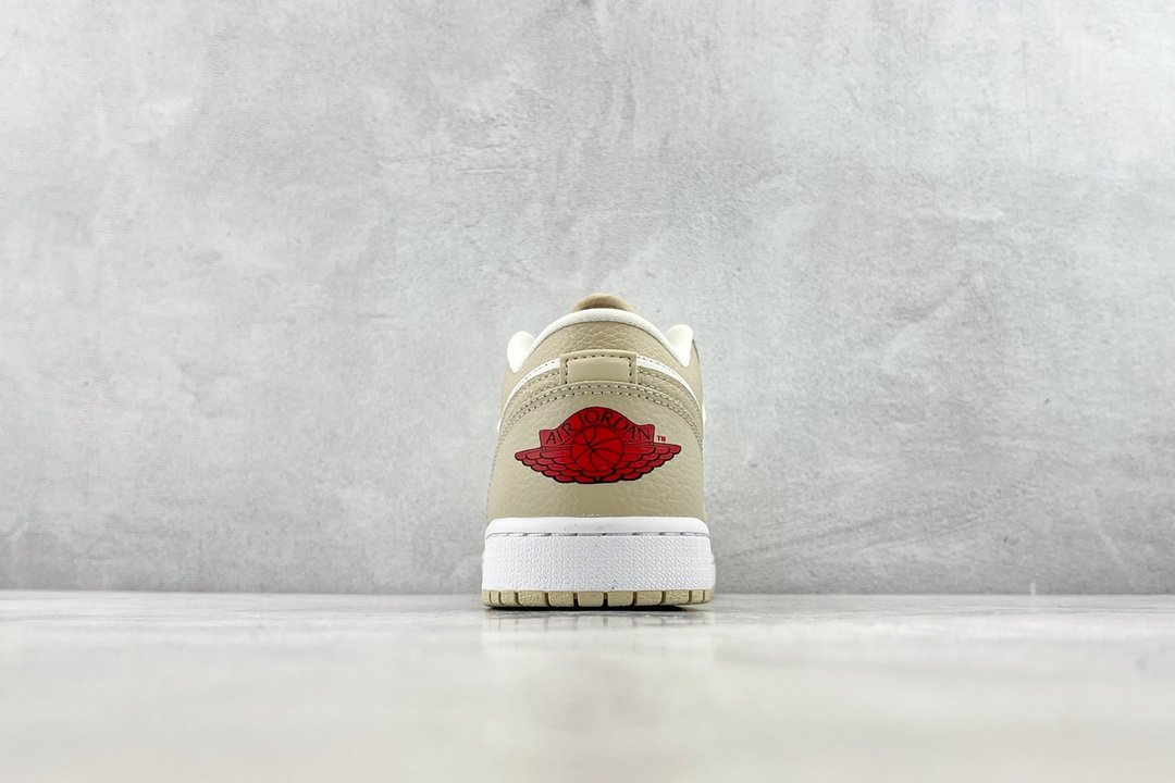 Кроссовки Air Jordan 1 Low SE FB7168-121 фото 9