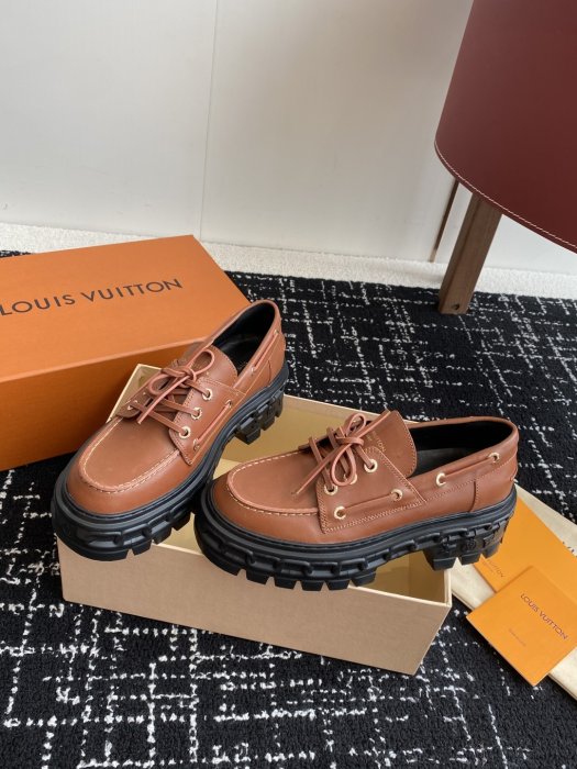 Туфли женские фото 3