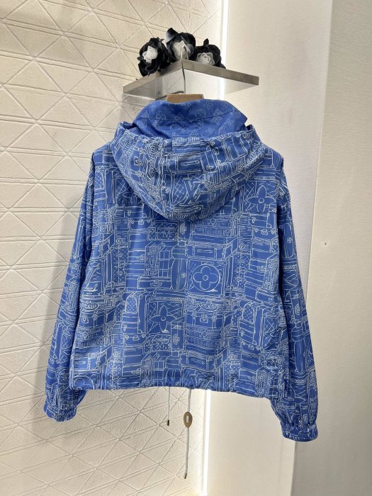 Куртка женская фото 2