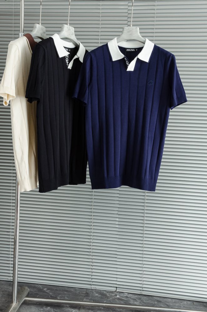 Футболка чоловіча