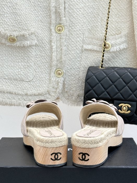 Босоножки фото 6