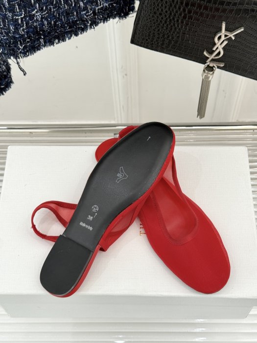 Босоножки фото 9