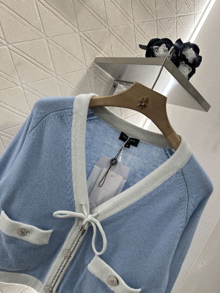 Short knitted cardigan фото 7