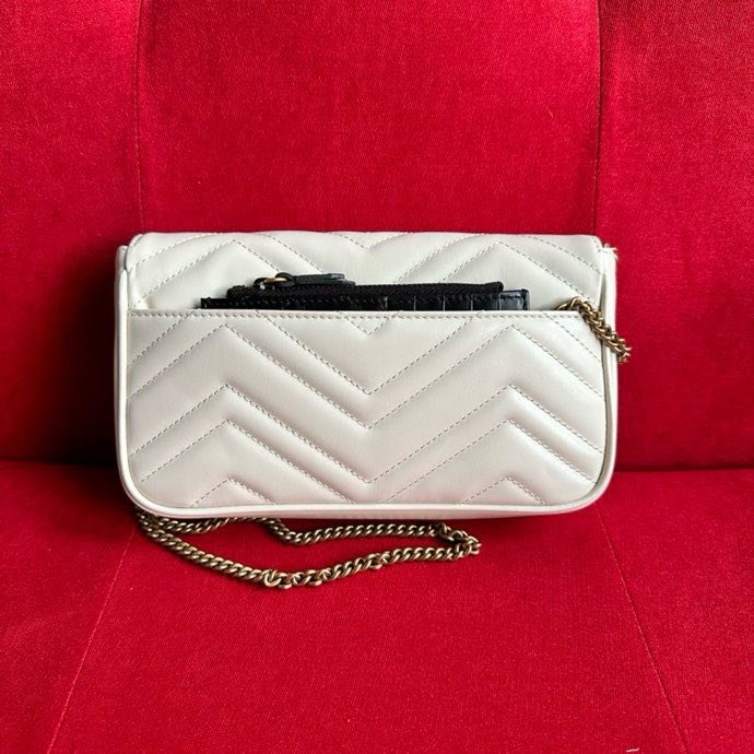 A bag women's GG Marmont at white skin 21 cm фото 4