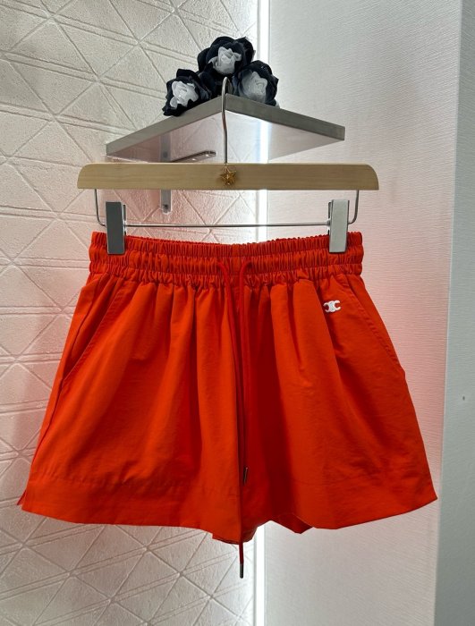 Шорты женские