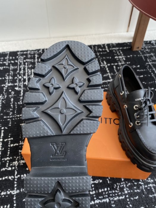 Туфли женские фото 9